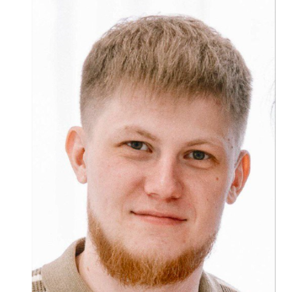 Семенов Денис