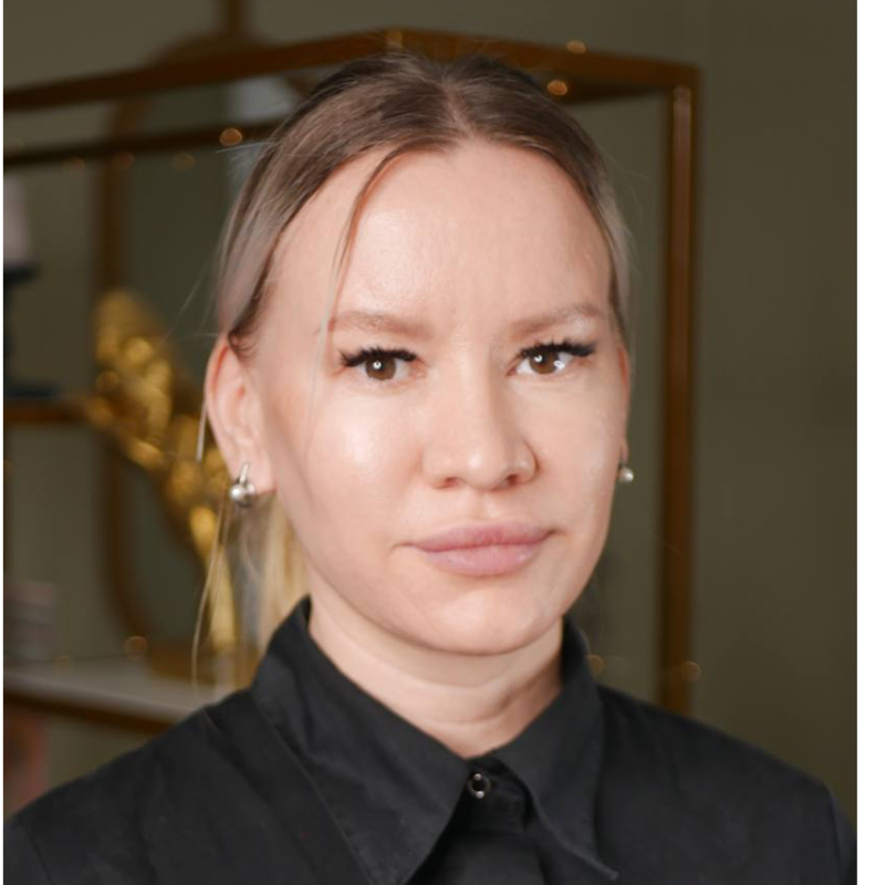 Галина Полякова
