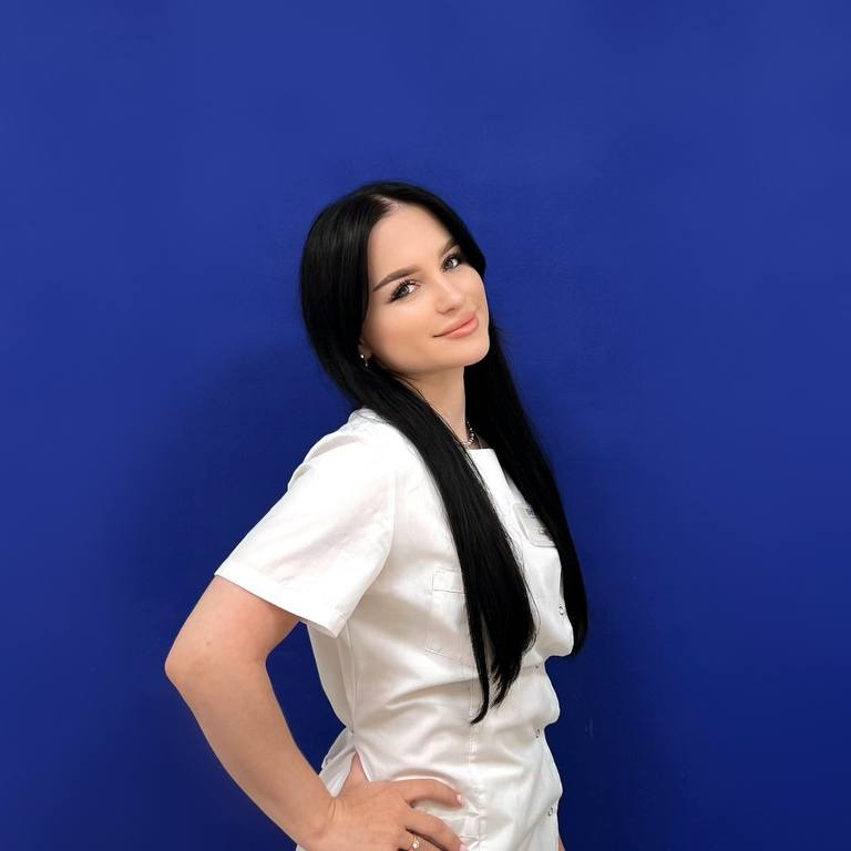 Специалист Елена