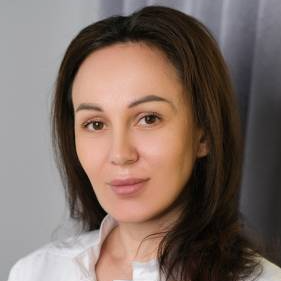 Людмила Ахметова