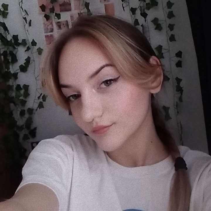 Юлия Иванец