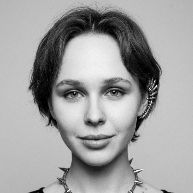 Лера Михина