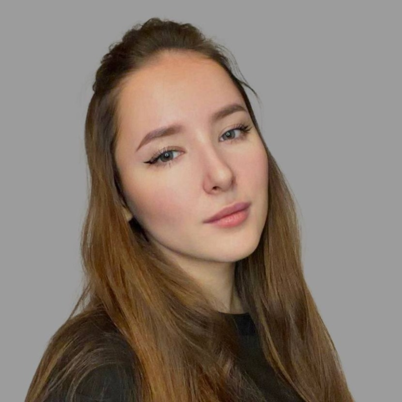 Яна Желтова
