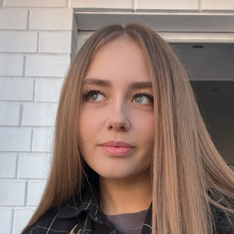 Анна Садова