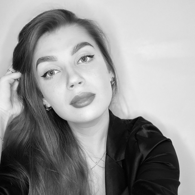 Полина (15%- скидка знакомство с мастером)