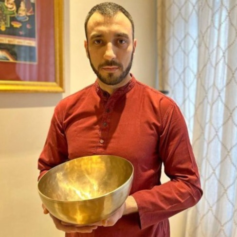 Александр Демидов