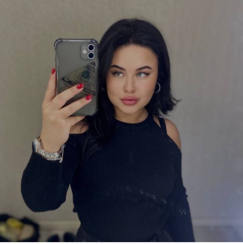 Алина