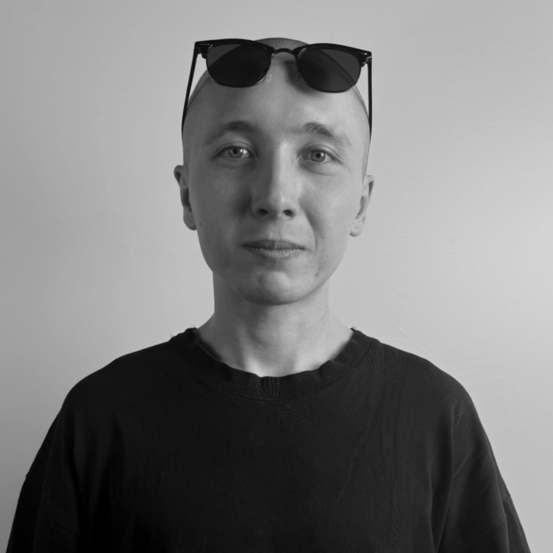 Денис