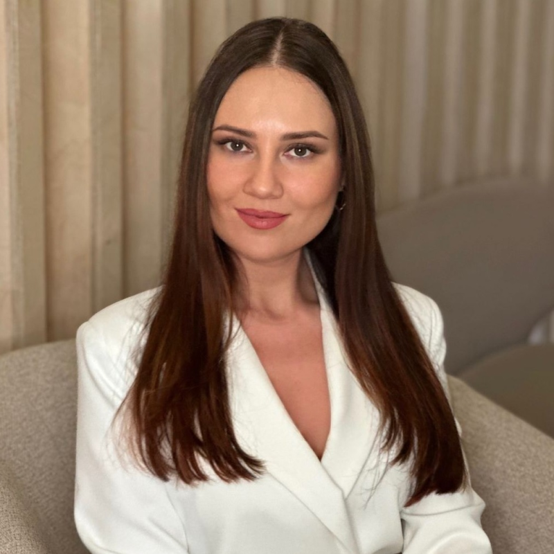 Чуракова Елена