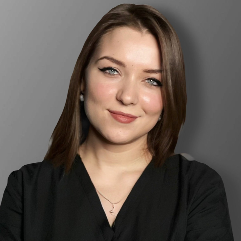 Алина Садриева