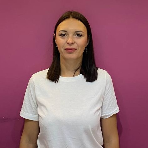 Елена Л