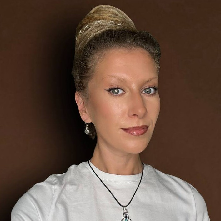Анна Сурская