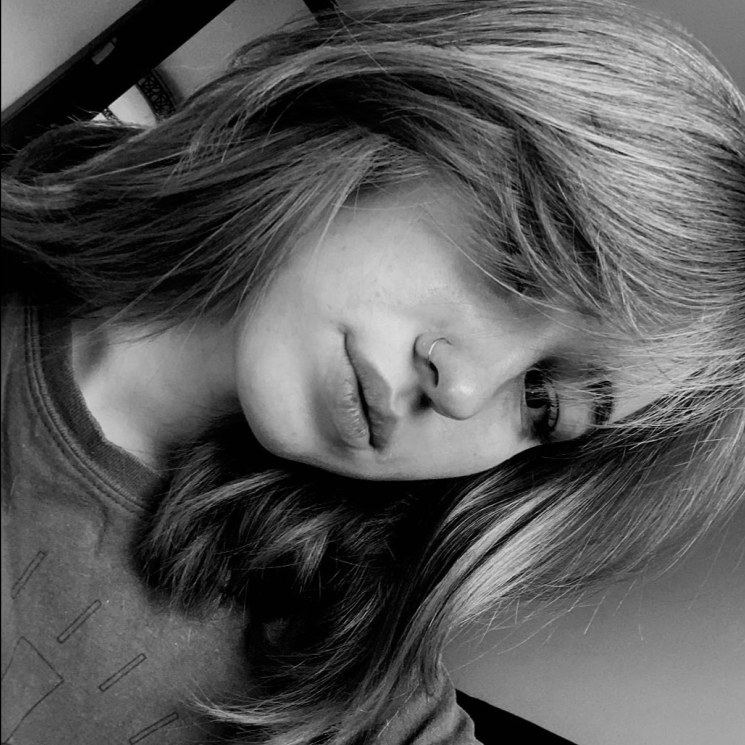 Алина