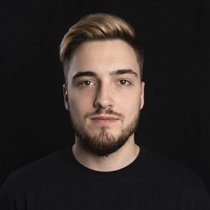 Евгений Поляков