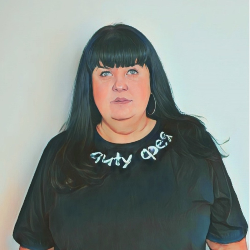 Инна С, мастер маникюра / педикюра, стаж 5 лет