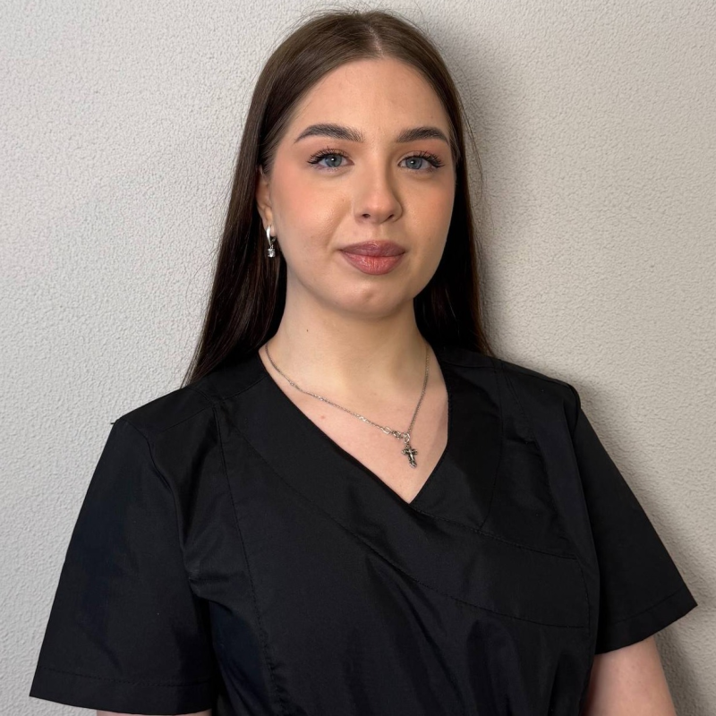 Алина Колянова