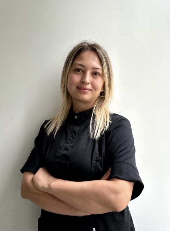 Женский массажист Махина