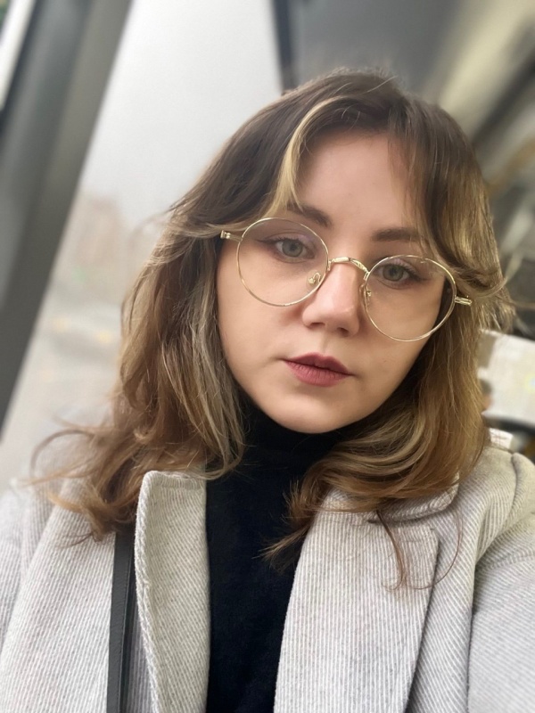 Евелина Вахрушева