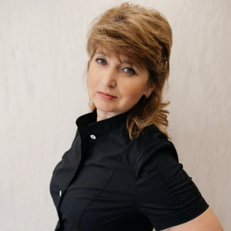 Лещенко Инна