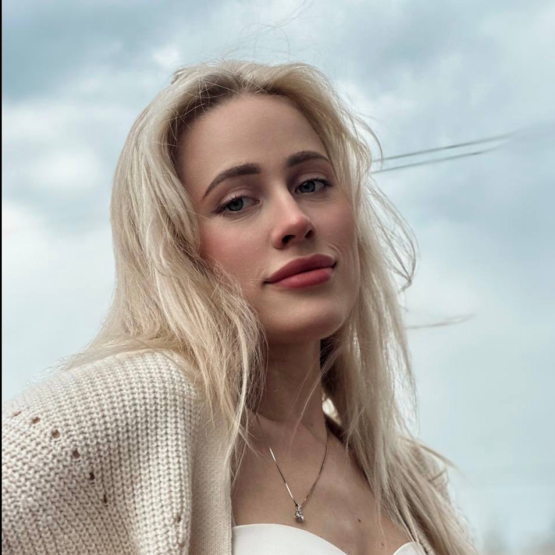 Сосновская Арина 11☆