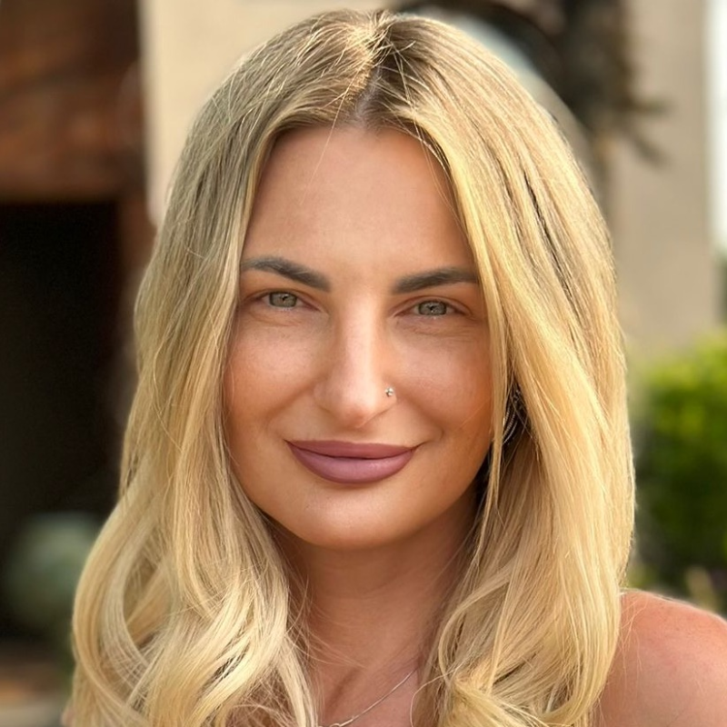 Александра