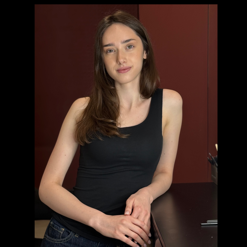 Полина
