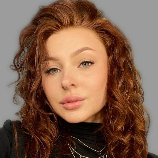 Ксения Шкиотова