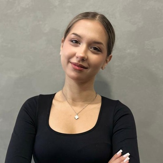 Крылова Алиса